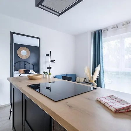 Appartement Moundi Piscine-parking-balcon Proche Hippodrome *